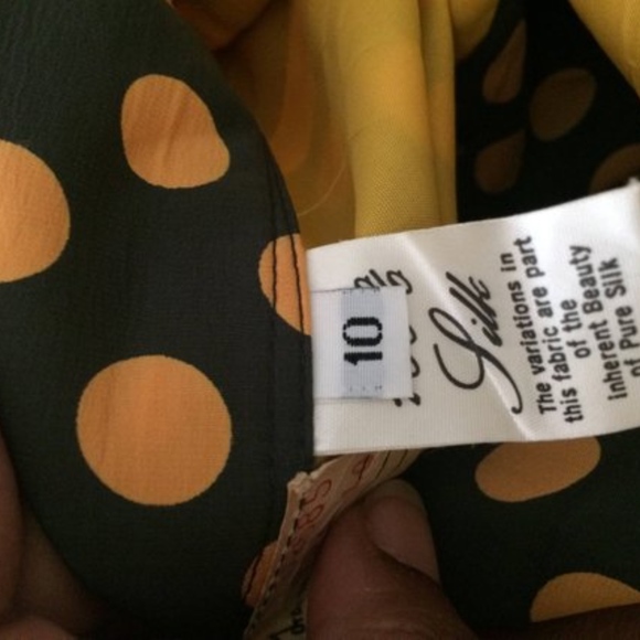 DAVID HAYES 100% Silk 2-piece Polka Dot Skirt Suit - Picture 6 of 8